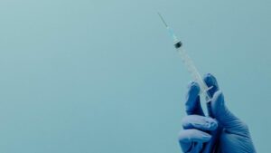 un-pas-inainte-pentru-vaccinul-impotriva-cancerului-de-piele.-moderna-si-merck-au-anuntat-primele-rezultate-promitatoare