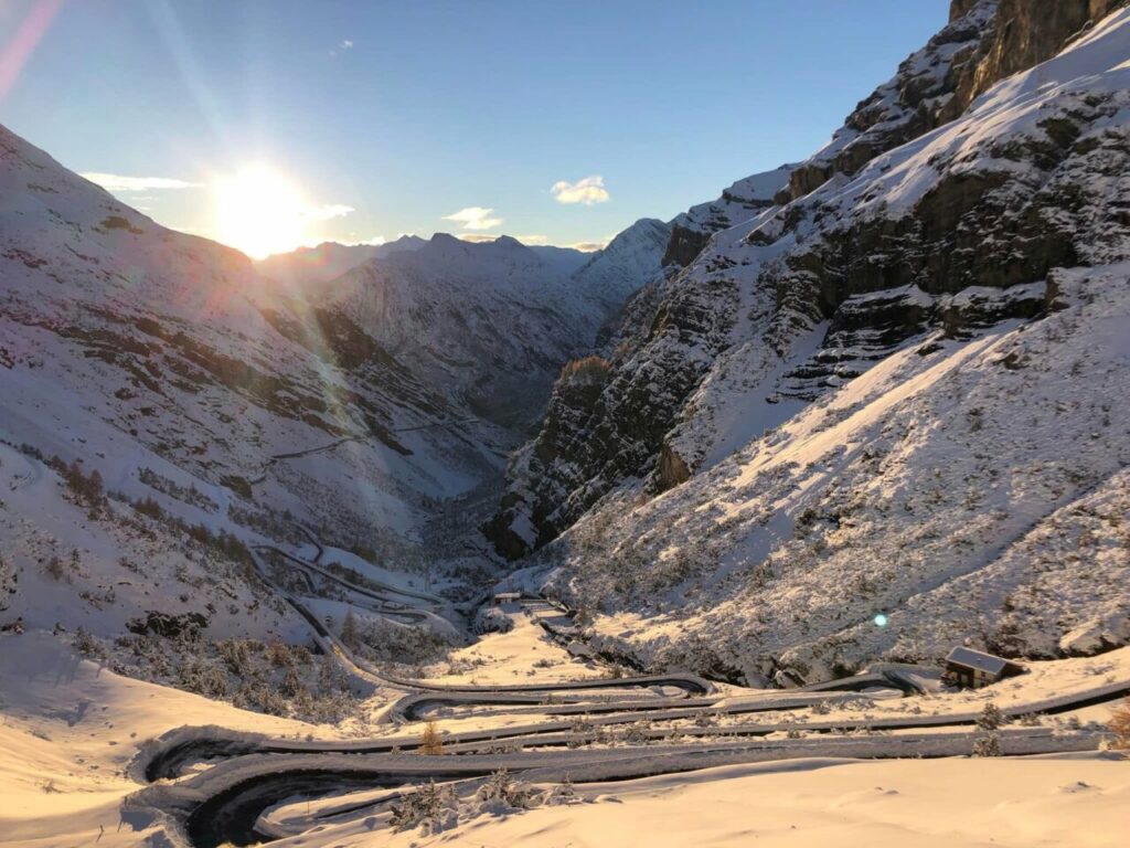 statiunea-de-schi-de-pe-ghetarul-stelvio,-inchisa-din-cauza-caniculei