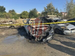 panica-in-cartierul-frumoasa!-o-masina-a-explodat-si-altele-au-fost-incendiate