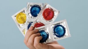 peste-40000-de-prezervative-neconforme,-vandute-in-franta.-autoritatile-indeamna-testarea-pentru-infectii-cu-transmitere-sexuala