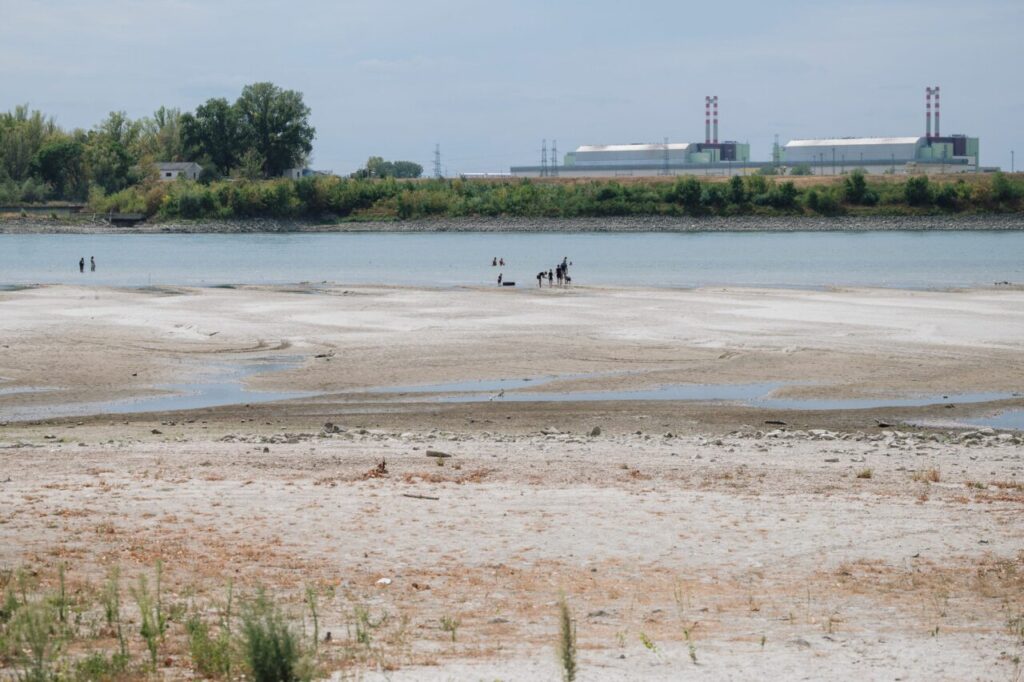 ungaria-reporneste-un-reactor-al-centralei-paks