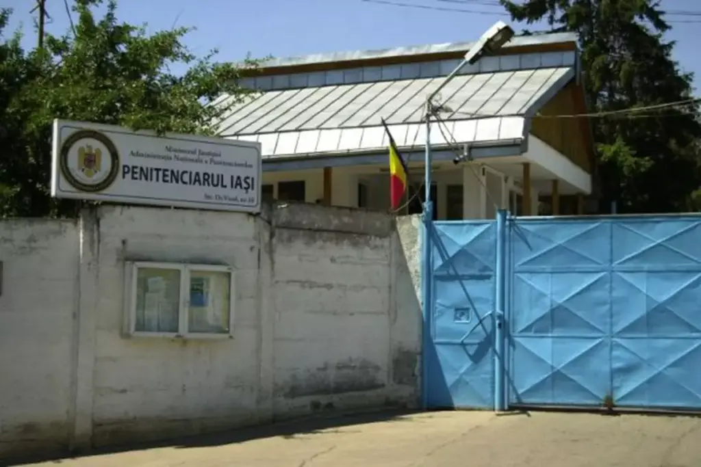 un-detinut-de-la-penitenciarul-iasi-si-a-incendiat-salteaua-dupa-ce-nu-a-primit-permisie.-in-celula-se-aflau-alti-cinci-barbati