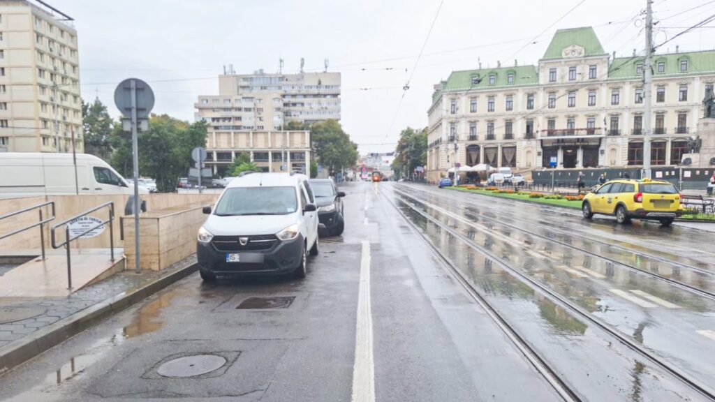 primaria-iasi-amenajeaza-doua-locuri-de-parcare-in-piata-unirii!-vor-fi-oferite-catre-institutul-cultural-francez-si-muzeul-municipal