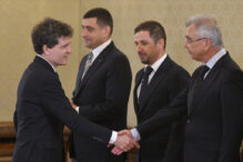 aur-continua-demersul-de-suspendare-a-presedintelui.-petrisor-peiu:-nicusor-dan-arata-o-sfidare-a-realitatilor
