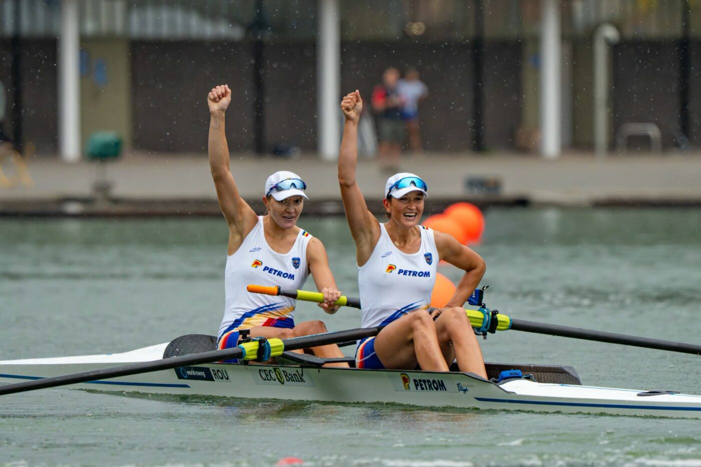 simona-radis,-ce-campioana!-trei-medalii-de-aur-si-o-poza-uluitoare
