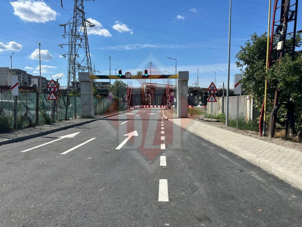 s-a-deschis-drumul-alternativ-de-sub-pasajul-socola.-ruta-va-prelua-traficul-din-bucium-spre-podu-ros