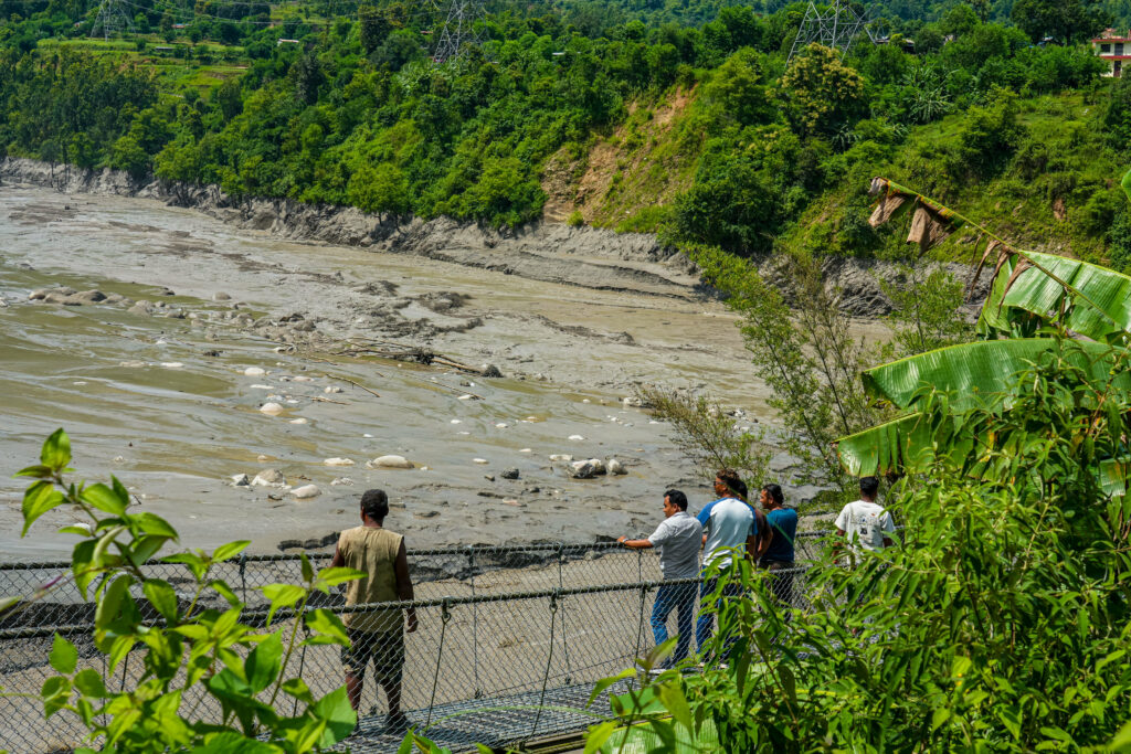 ajutoare-de-urgenta-pentru-nepal-ue-trimite-82-de-tone-de-materiale-esentiale-si-500.000-de-euro