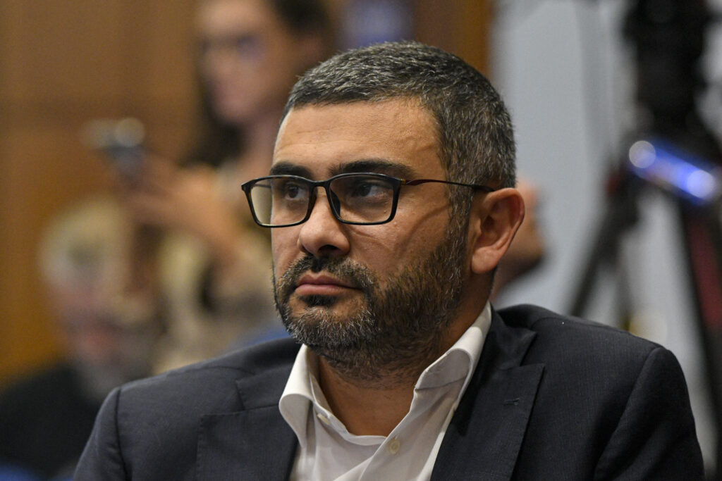 florin-manole,-dupa-informatiile-privind-deplasarea-la-mykonos-cu-un-avion-privat:-delegatia-economica-a-fost-organizata-de-camera-de-comert-si-industrie-a-romaniei,-care-a-acoperit-si-costurile