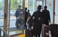 pelerini-hasidici,-prinsi-in-haosul-de-la-iasi!-zboruri-din-tel-aviv-afectate-dupa-alerta-ro-alert