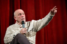 john-malkovich-anuleaza-un-spectacol-in-israel-din-cauza-unui-citat-fabricat-de-promotori