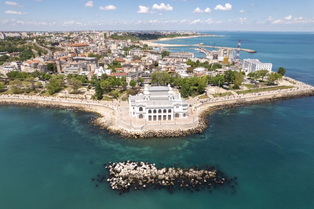 cazinoul-din-constanta-inaugureaza-cazino-music-festival,-ce-aduce-muzica-clasica-la-malul-marii-negre
