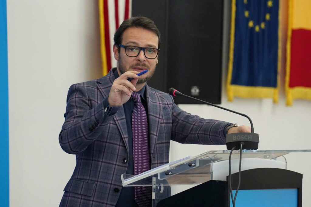 victor-alistar-critica-intalnirea-bolojansefa-ccr:-intre-patru-ochi,-in-timpul-procedurii