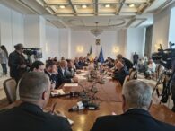 senatorii-din-comisia-de-aparare-dezbat-raportul-proiectului-de-lege-care-ar-limita-mandatele-sefilor-de-servicii-secrete-la-8-ani