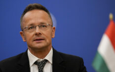 fostul-ministru-de-externe-al-ungariei,-anchetat-pentru-calatorii-scumpe-cu-avioane-private.-guvernul-reclama-cheltuieli-suplimentare-de-milioane-de-euro