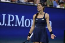 sorana-cirstea-trece-prin-clipe-grele:-e-prin-europa,-pe-la-medici