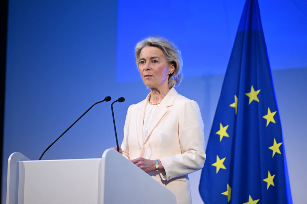 von-der-leyen,-discurs-major-in-fata-europei-ce-urmeaza-pentru-uniunea-europeana.-premierul-canadei-prezent-la-starea-uniunii