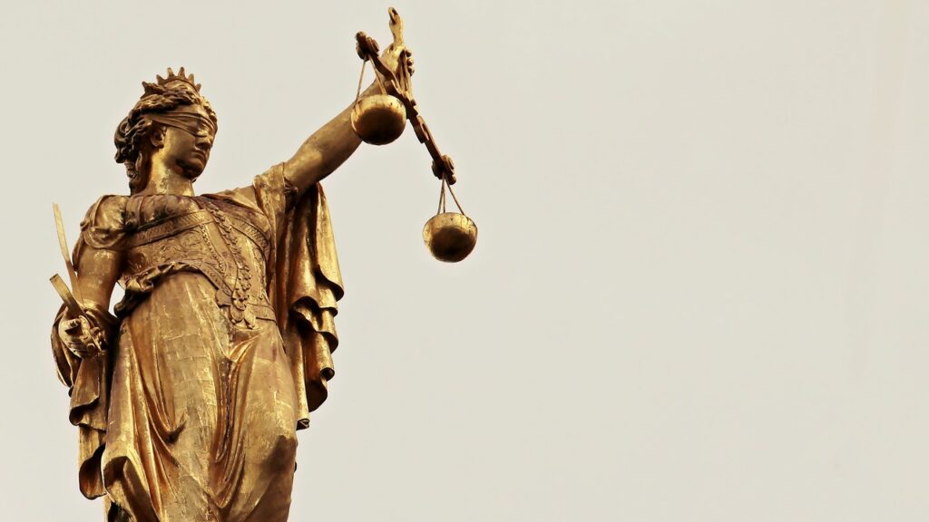 procurorii-din-csm-decid-vineri-daca-sesizeaza-inspectia-judiciara-privind-felul-de-introducere-la-iccj-a-unei-actiuni-de-stramutare-a-unui-dosar.-in-acel-dosar-se-dorea-sesizarea-cjue-iar-cererea-ar-fi-fost-introdusa-de-procurorul-general