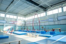 cursuri-gratuite-de-initiere-in-gimnastica-la-sala-de-gimnastica-nadia-comaneci-din-otopeni.-o-fosta-sportiva-va-coordona-400-de-copii