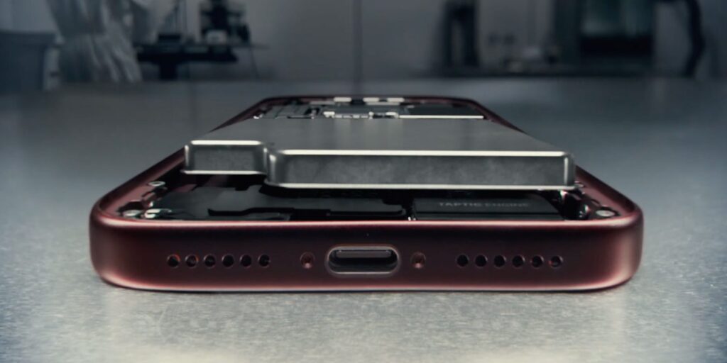 utilizatorii-iphone-18-pro,-jecmaniti-de-apple?-inlocuirea-acumulatorului,-taxata-cu-de-zece-ori-costul-pietei-de-schimb