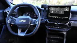 ce-buton-folosesc-romanii-cel-mai-mult-la-dacia!-nu-este-cel-de-start-/-stop!