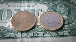 curs-valutar-vineri,-25-septembrie-2026-euro-si-dolarul-scad.-cat-valoreaza-gramul-de-aur