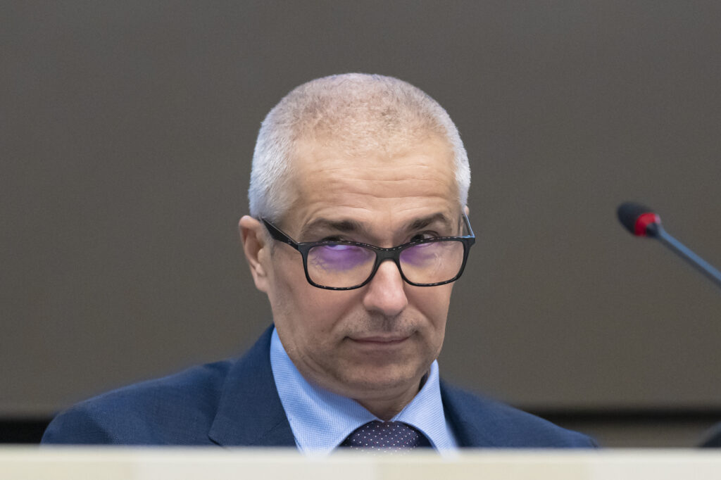 radu-marinescu,-despre-programul-de-guvernare-al-lui-siegfried-muresan:nu-este-reformist,-e-orwellian