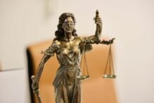 grindeanu,-simion-si-ivan-acuzati-de-tradare,-dupa-ce-ambasadoarea-sua-in-grecia-a-declarat-ca-sua-ar-fi-fost-implicata-in-demiterea-guvernului-bolojan