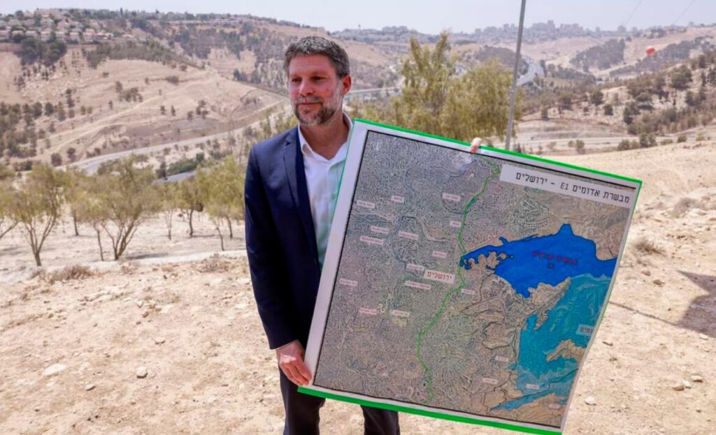 ministrul-israelian-de-finante-cere-razboi-in-cisiordania:-sa-facem-ce-am-facut-in-gaza