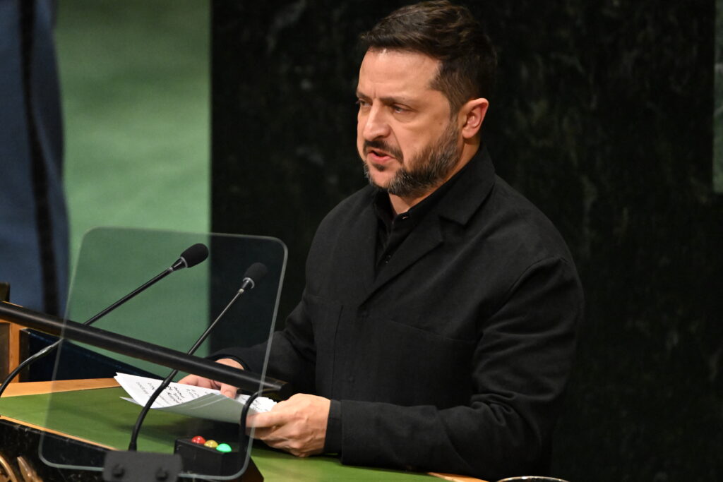 zelenski:-peste-8000-de-soldati-nord-coreeni-se-afla-in-rusia-alti-10.000-ar-urma-sa-fie-trimisi