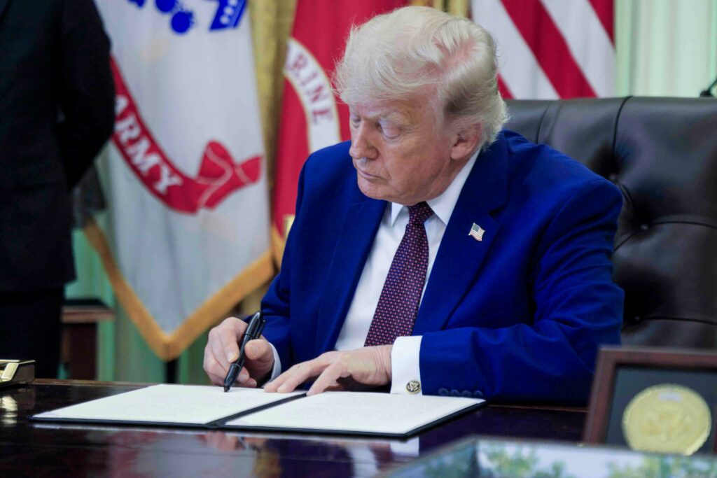 trump-a-anuntat-planul-privind-construirea-celei-mai-mari-otelarii-din-istoria-sua.-investitia-este-de-15-miliarde-de-dolari