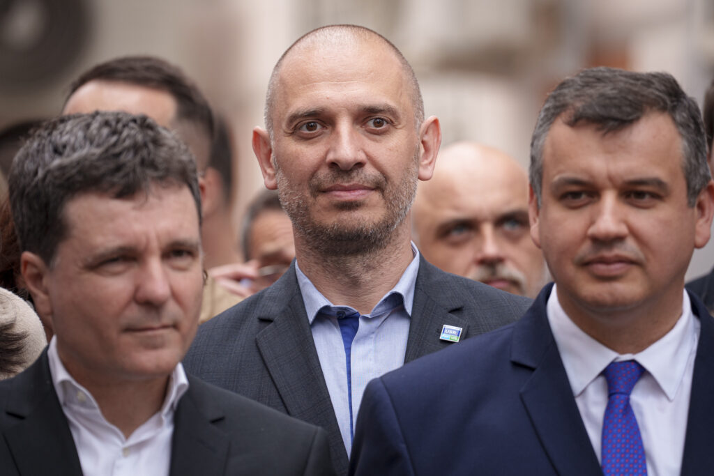 radu-mihaiu:-unii-parlamentari-psd-ar-putea-vota-guvernul-muresan.-am-aceasta-incredere