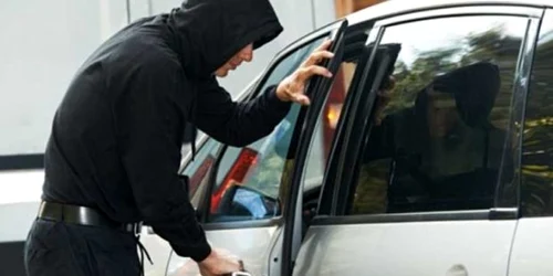 a-furat-o-masina-pe-care-a-condus-o-beat-si-fara-permis!-ce-au-decis-judecatorii