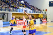 corona-brasov,-start-in-forta-in-preliminariile-ehf-european-league-victorie-la-7-goluri-cu-steaua-rosie-belgrad.-emotii-cu-sorina-grozav