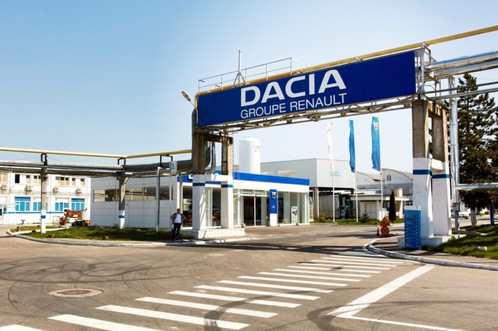 uzina-dacia-de-la-mioveni-isi-opreste-activitatea-pentru-doua-zile.-ce-se-intampla-cu-salariile-angajatilor