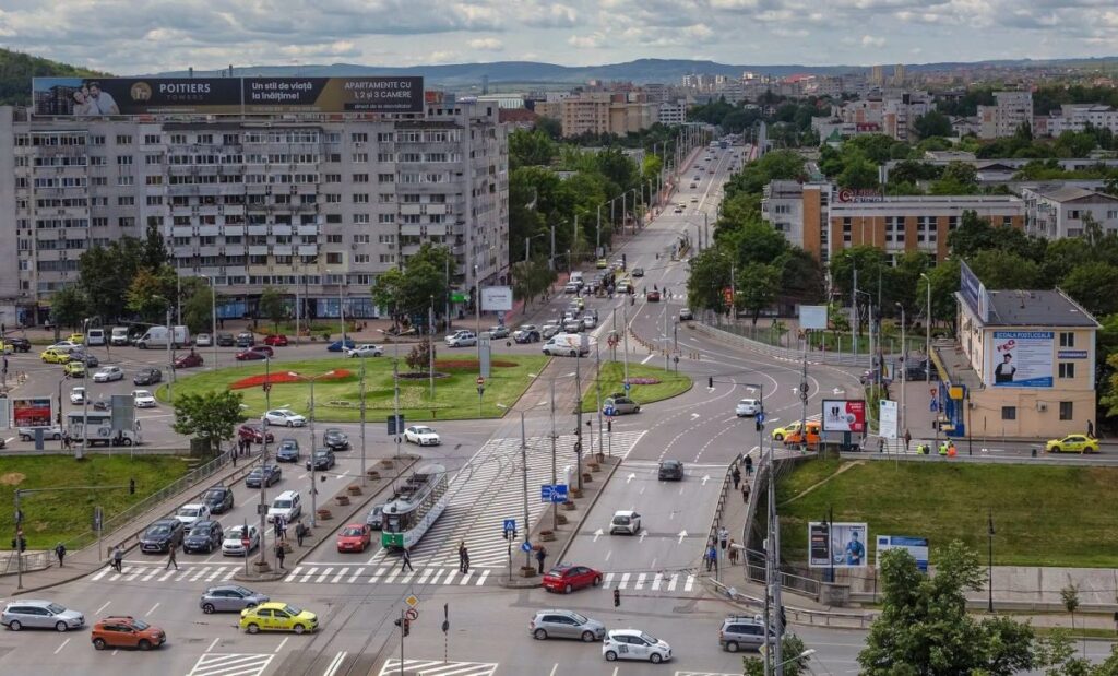 noi-modificari-in-codul-rutier-pentru-motociclete-si-mopede.-cum-va-fi-afectat-traficul-din-iasi-de-circulatia-lor-pe-benzile-de-transport-public