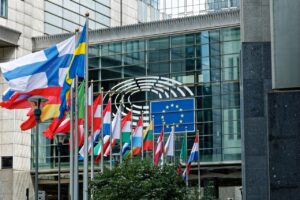 calitatea-locurilor-de-munca-devine-o-miza-economica-pentru-ue.-comisia-europeana:-socul-energetic-declansat-de-conflictul-din-orientul-mijlociu-franeaza-crearea-de-noi-locuri-de-munca