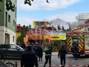 incendiu-la-acoperisul-pizzeriei-magic-pizza-din-campusul-tudor-vladimirescu-din-iasi-–-live-video,-update