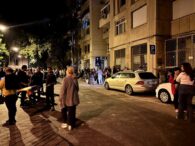 a-21-a-noapte-de-proteste-la-arestul-central,-unde-este-inchis-calin-georgescu-la-miezul-noptii-sunt-aproape-100-de-sustinatori.-in-cateva-zile,-fostul-candidat-la-prezidentiale-ar-putea-fi-eliberat