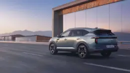 dacia-pregateste-lovitura-pe-piata-europeana!-noul-model-anunta-autonomie-de-pana-la-1.600-de-kilometri-si-portbagaj-urias