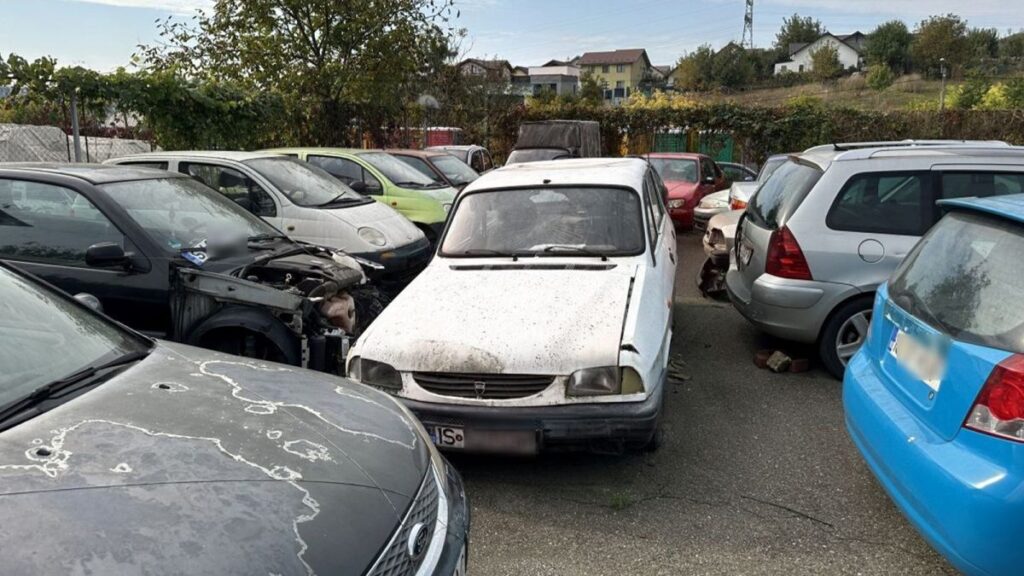 primaria-iasi-a-vandut-54-de-masini-abandonate-la-fier-vechi!-licitatia-a-fost-castigata-de-o-firma-cu-o-cifra-de-afaceri-uriasa